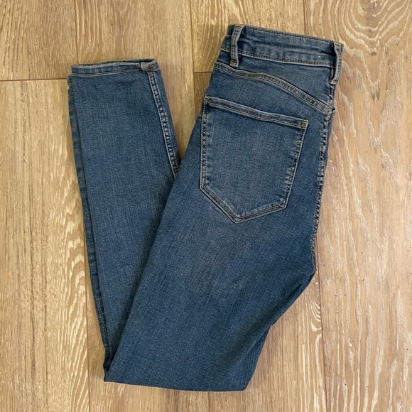 Zara Skinny Jeans - Picture 3 of 5